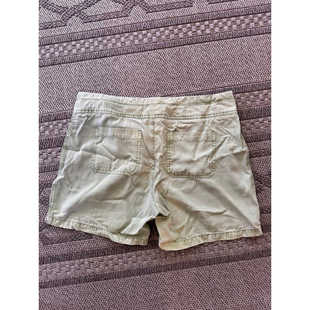 Sundance Green Short Button And Draw String Waist… - image 3